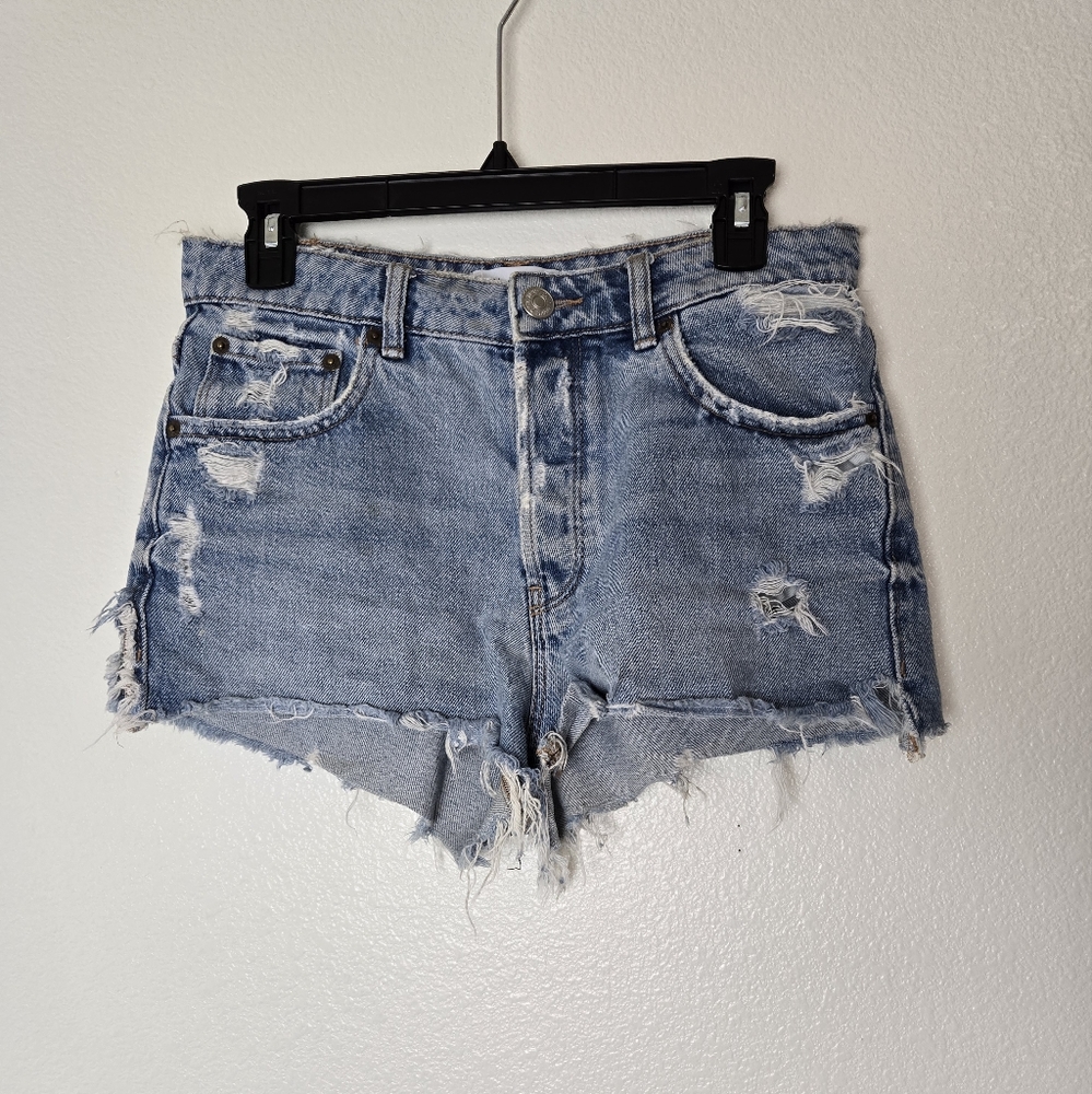 Zara Shorts Distressed Frayed High Rise Blue Denim Cotton size 4